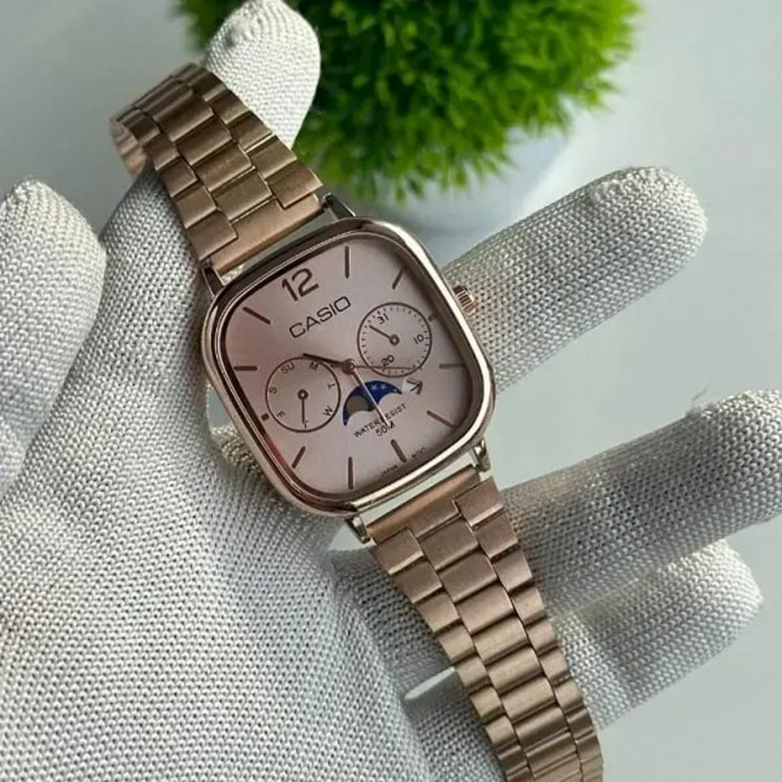 Cassiio Rose Gold Analog Watch with Pink Dial – Moonphase, Day/Date Display, 50M Water Resistant