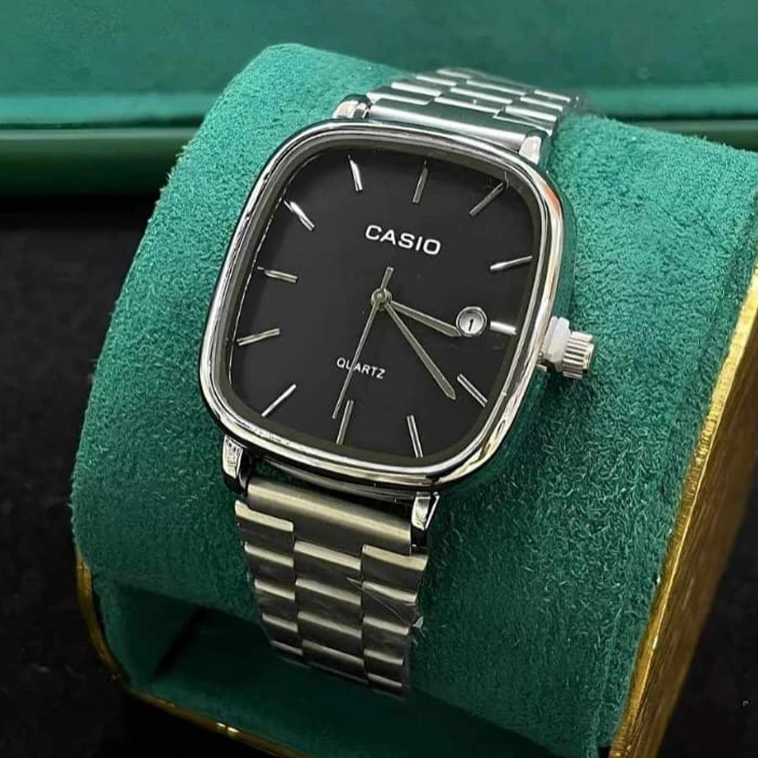 Cassio Quartz Watch Vintage Black Silver