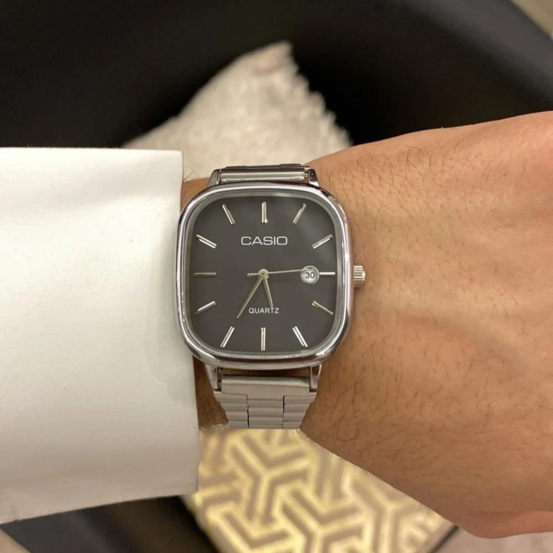 Cassio Quartz Watch Vintage Black Silver