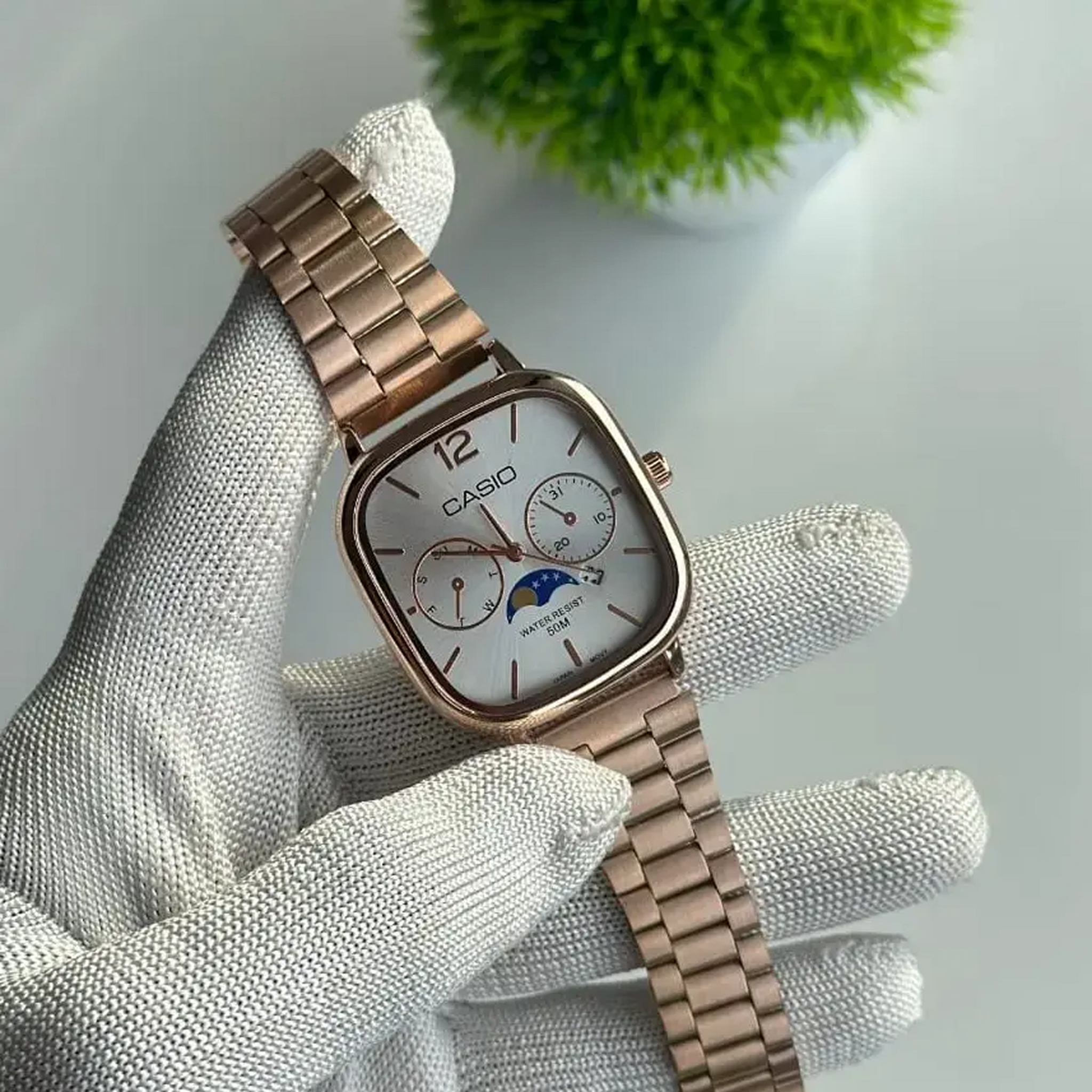 Cassiio Rose Gold Analog Watch – Day/Date Display, Moonphase Design, 50M Water Resistant